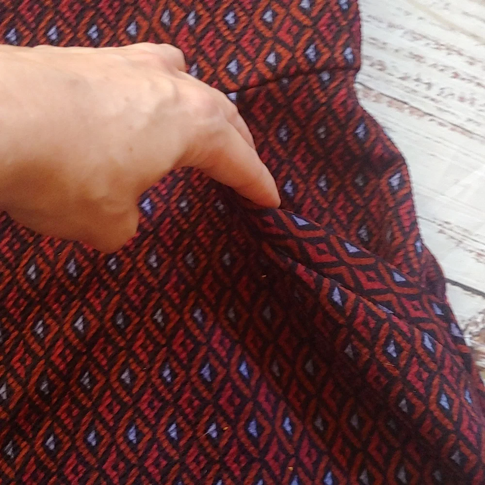 41 Hawthorn Burgundy & Blue Patterned Dress with‎ Pockets - Picture 3 of 9